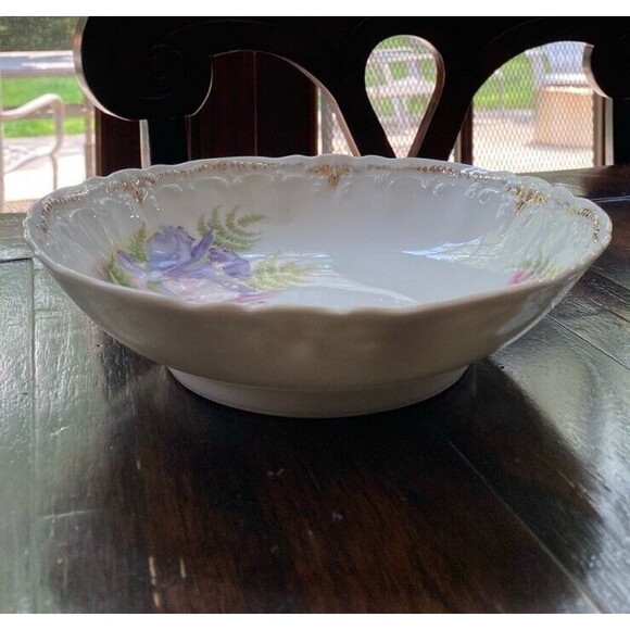 Weimar Germany Vintage Floral Serving Bowl 8.5 Diameter Gold leaf Detail - Picture 3 of 8